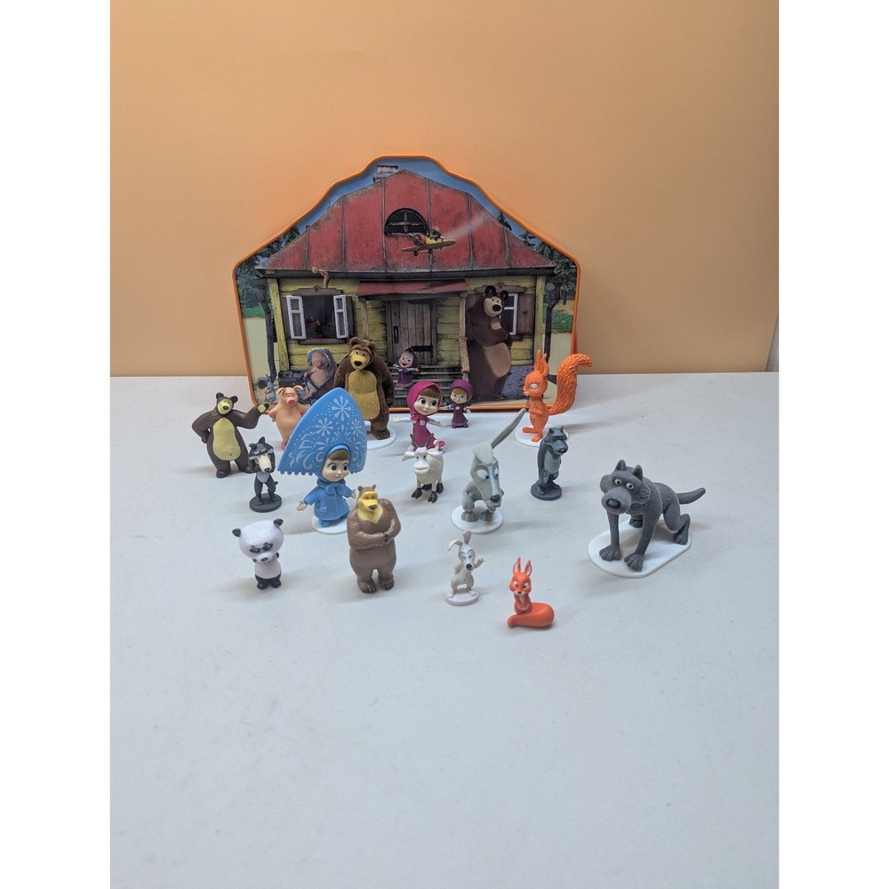 Masha and The Bear Play Set, 16 figurines & Tin Box House Carrying Case Kids Toy
